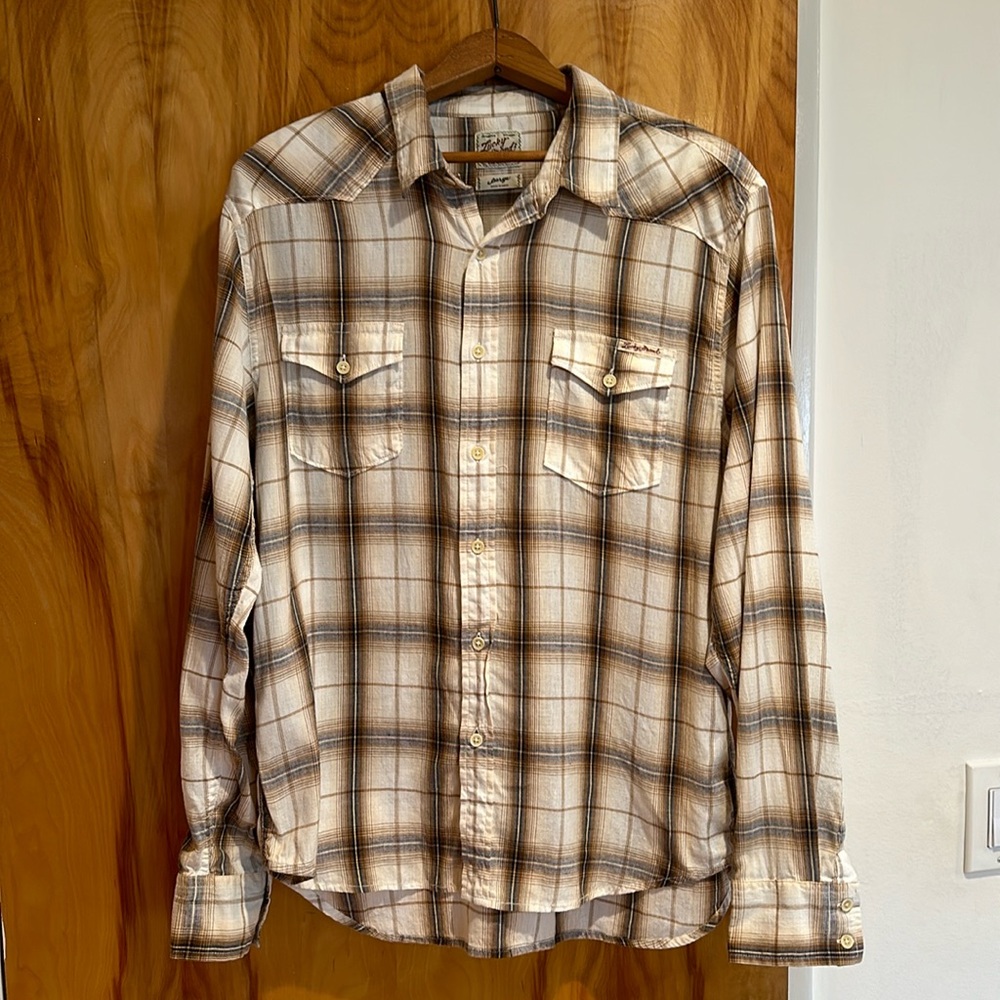 Lucky Brand Men’s plaid long sleeve collared shirt